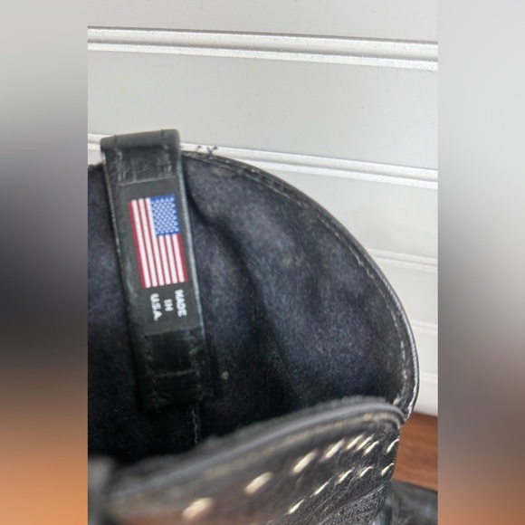 Harley Davidson women’s black leather silver studded cowboy boots. Size 8M - Picture 9 of 16